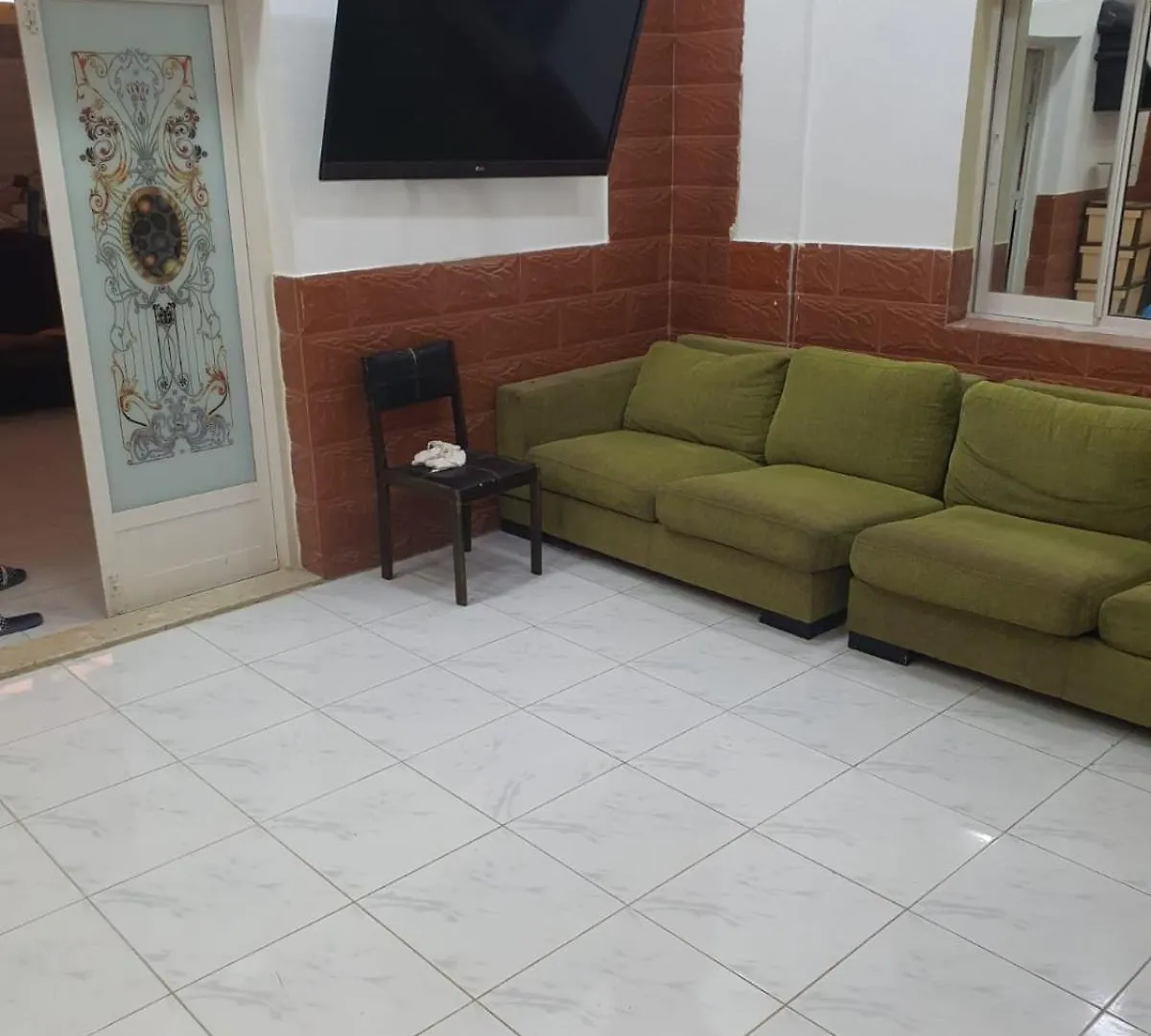 Fully Furnished Bedroom With Shared Bathroom In A Villa Szardża Zjednoczone Emiraty Arabskie